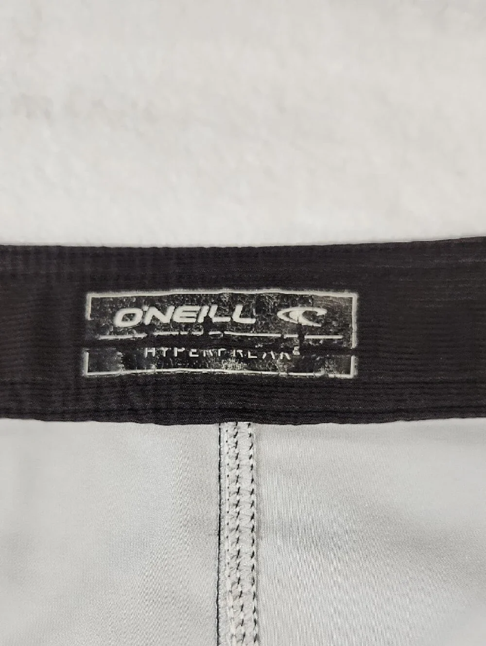 O'Neill Men's Hyperfreak‎ Boardshorts Grey And Black Camo Size 36